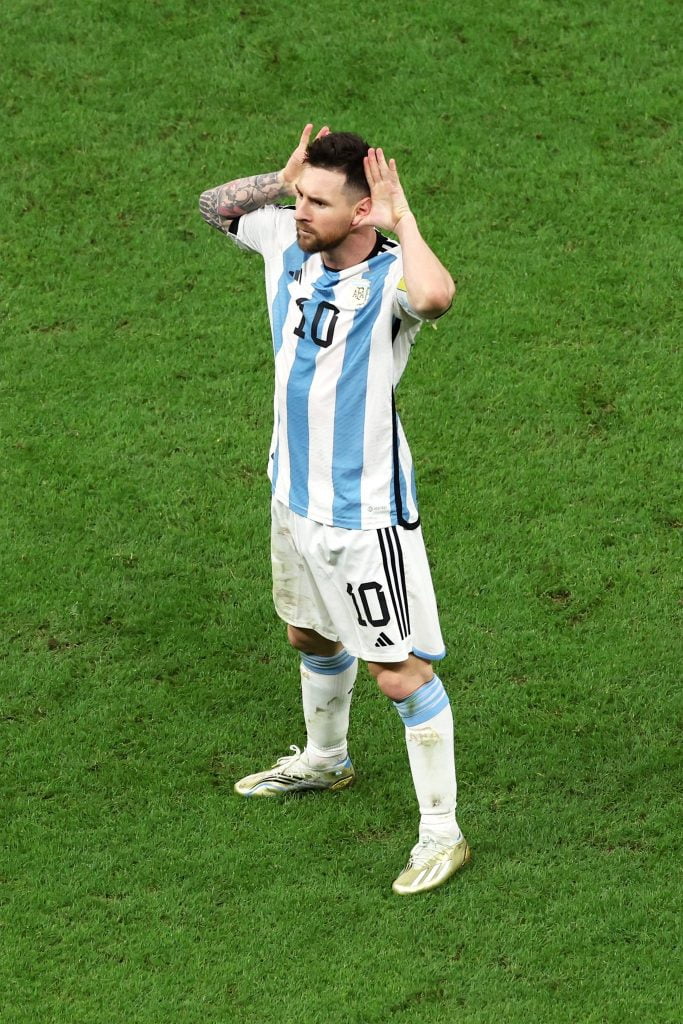 img 2681 Argentina y Países Bajos empatan 2-2 en un emocionante partido que se define en penales. Messi y Di María brillan en un encuentro lleno de acción en los tiempos extras.