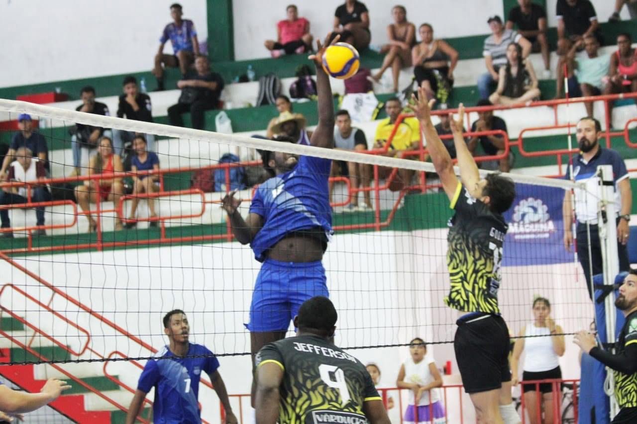 img 2903 El bombillo doblegó en la gran final de la #LigaNacional2022 y venció 3 a 1 al conjunto capitalino de Ducks con parciales de 25-21, 25-23, 20-25 y 25-21.