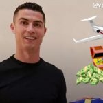 6b9e974c b516 41ff b85e c5a53774f389 Cristiano Ronaldo tiene previsto llegar a Riad a última hora del lunes. Lo hará en un avión privado y aterrizará con todos los honores, como si se tratara un jefe de estado. Llega con rango de estrella mundial que transciende de lo deportivo, de ahí esos 200 millones de euros garantizados que tiene firmados, contrato jamás rubricado por futbolista alguno. La vinculación entre el país árabe y el delantero se extenderá hasta 2030, aunque el compromiso como futbolista llegará hasta el 30 de junio de 2025. Una operación que arrastra una comisión que se acerca a los 30 millones de euros y en la que no figura Jorge Mendes y sí Ricardo Regufe.