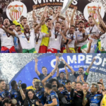 landing page Como parte de la cooperación de la UEFA con la CONMEBOL, las dos confederaciones han anunciado la edición piloto del Club Challenge, un partido entre los ganadores de la UEFA Europa League 2022/23, el Sevilla FC (España) y los ganadores de la CONMEBOL Sudamericana 2022, Independiente del Valle (Ecuador).