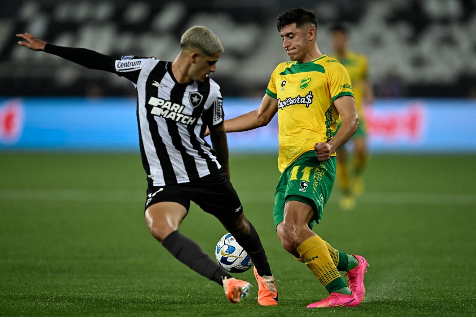 img 5779 Botafogo empata 1-1 con Defensa y Justicia en la ida de los cuartos de final de la Copa Sudamericana. La llave se definirá en Argentina en un emocionante encuentro. ¡No te pierdas los detalles!