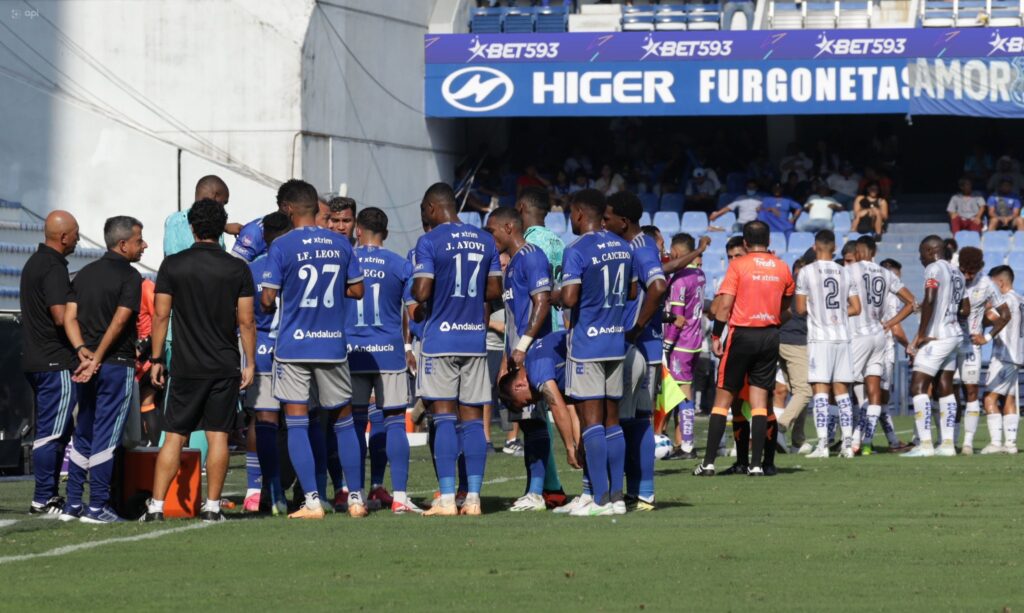 img 6166 Emelec no pudo nuevamente en casa, y ahora cayó ante Delfín SC, disputada la fecha 4 de la segunda etapa y se compromete más en la zona baja de la tabla acumulada.