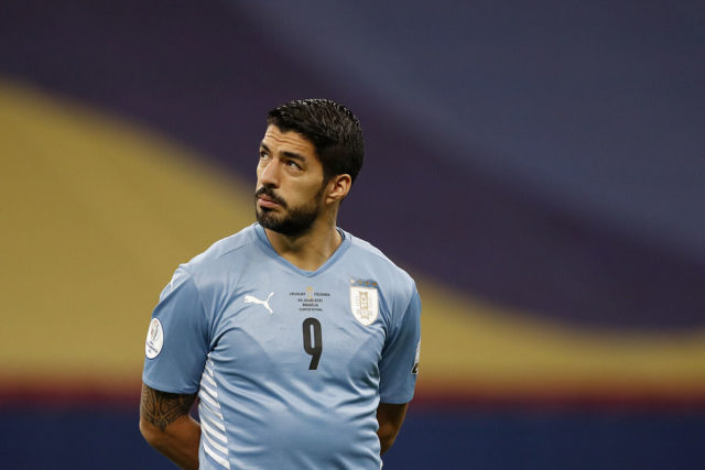 16432291056672 640x427 1 Luis Suárez, histórico delantero uruguayo, explotó reclamando por un supuesto penal que no le dieron a Uruguay sobre el final del encuentro frente a Ecuador, en la derrota por 2-1 como visitante por la segunda fecha de las Eliminatorias.