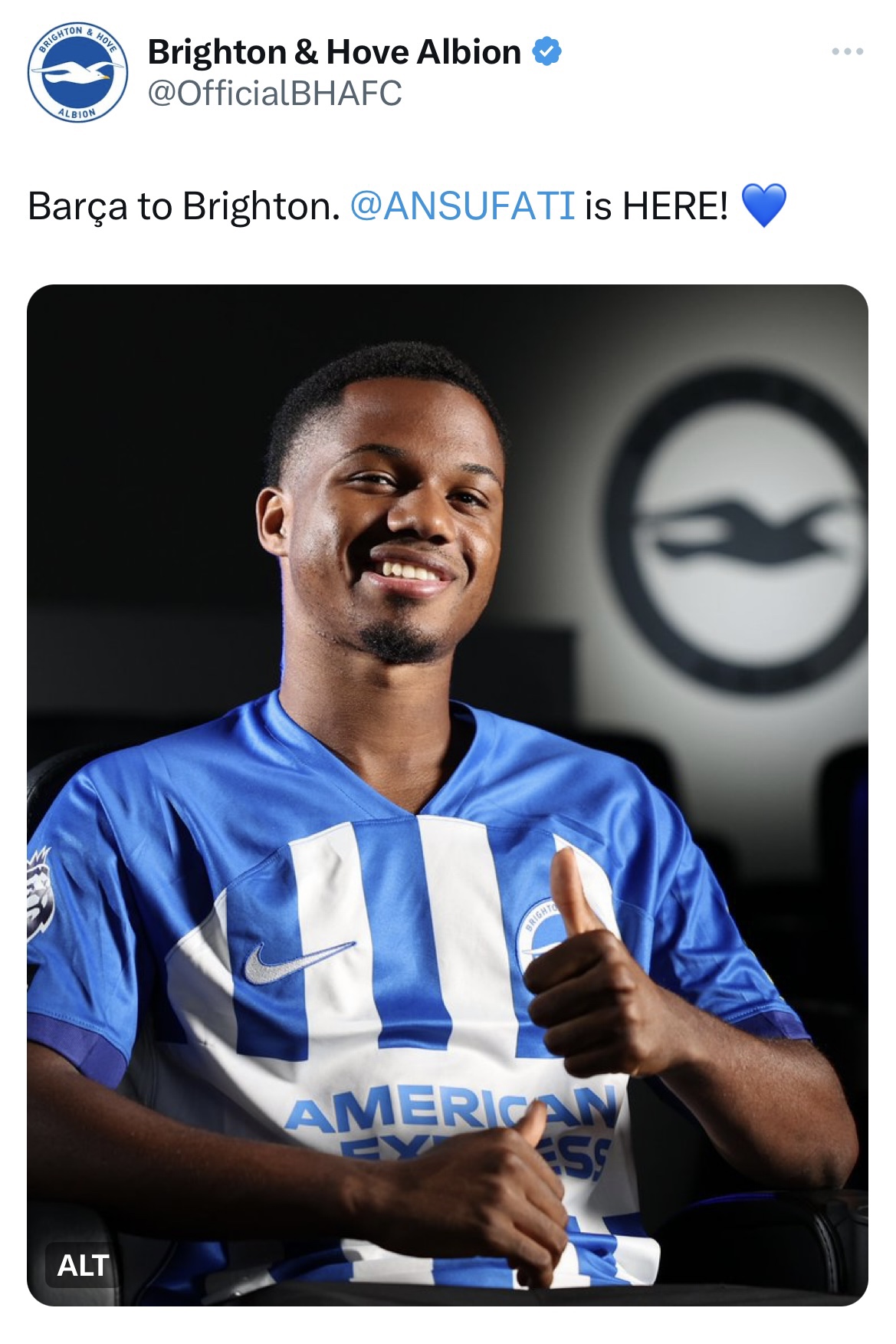 img 6936 Ahora ya es totalmente oficial. Ansu Fati se marcha cedido sin opción de compra hasta final de temporada al Brighton & Hove Albion inglés con el objetivo de tener minutos y protagonismo. El delantero del Barça ya ha sido presentado con su nuevo equipo y lucirá el dorsal ’20’ en su nuevo reto en la Premier League.