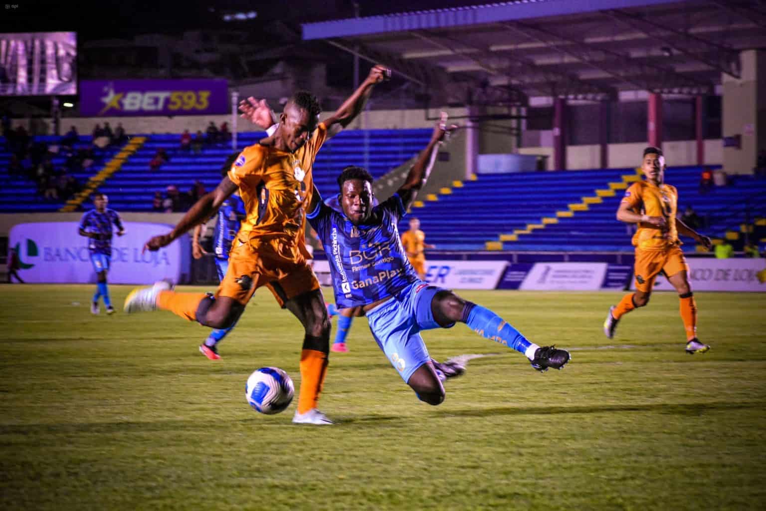 img 9644 Por la fecha 7 de la segunda etapa de la LigaPro Bet593, Libertad FC recibió a El Nacional en el estadio Reina del Cisne de Loja. El resultado final fue 0-1 a favor de los ‘puros criollos’.