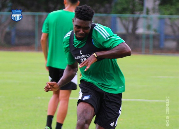 carcelen emelec El jugador del equipo eléctrico Michael Carcelén actualmente no está entrenando con el Club Sport Emelec. El periodista Steffano Dueñas, menciona que tras sumar algunas faltas entre ellas llegar tarde a los entrenamientos.