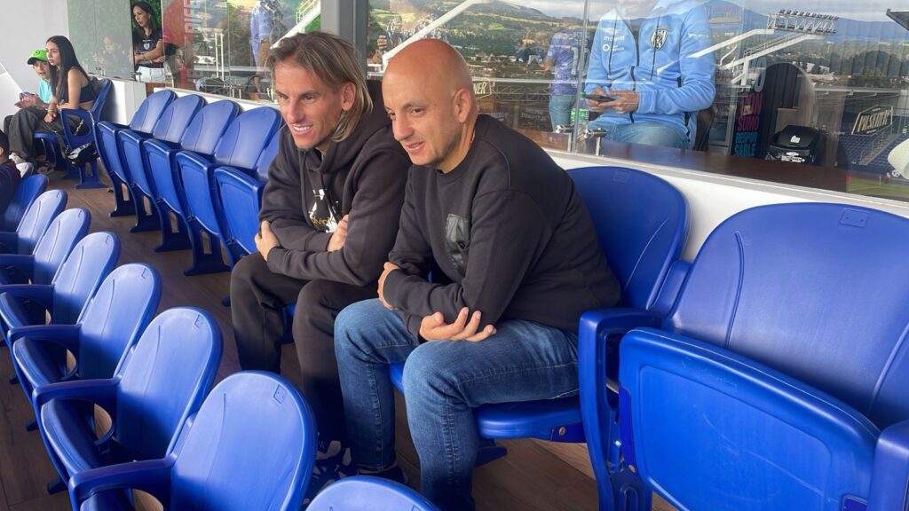 WhatsApp Image 2024 08 28 at 3.29.00 PM Esta tarde, la Federación Ecuatoriana de Fútbol (FEF) ha revelado el intenso recorrido que Sebastián Beccacece y su equipo técnico han realizado en menos de dos semanas desde su nombramiento como director técnico de la selección ecuatoriana, La Tri.