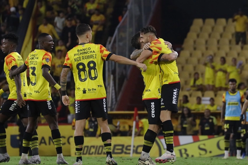 image 21 Este domingo, Barcelona Sporting Club se prepara para enfrentar a Libertad de Loja por la Fecha 8 de la Fase 2 de la LigaPro 2024. Según informaciones compartidas por el colega Christian Carrasco en el programa DE UNA por STUDIO FTBOL y MARCA 90, el director técnico Ariel Holan podría alinear a los siguientes jugadores