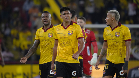 689659cb14d3e La mañana del jueves 30 de octubre de 2025, los jugadores del Barcelona Sporting Club abandonaron la concentración por falta de pago. Les deben tres meses de sueldo y no entrenarán hasta nuevo aviso, previo a su partido del domingo contra Universidad Católica.