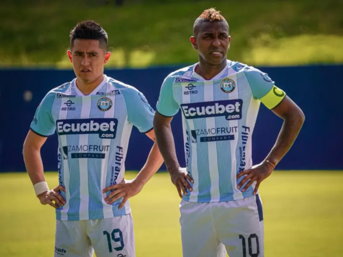 image 25 El festejo de Guayaquil City duró poco. El equipo porteño, que había celebrado su campeonato de la Serie B de Ecuador tras empatar 1-1 con Independiente Juniors, recibió una dura noticia: la Comisión Disciplinaria de la LigaPro decidió restarle tres puntos en la tabla de posiciones de la temporada 2025.