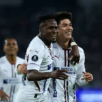 EL REY ESTUVO A LA ALTURA: LIGA DE QUITO APLASTÓ A PALMEIRAS POR COPA LIBERTADORES. 3 liga de quito festeja vs palmeiras 1440x810 Después de 17 años, Liga de Quito volvió a una semifinal de Copa Libertadores de América. El matagigantes obtuvo una gran ventaja por el partido de ida ganando 3-0 a Palmeiras, en el Estadio Rodrigo Paz Delgado.