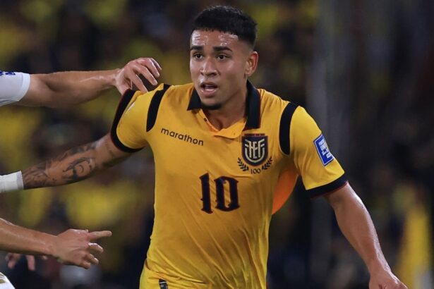 A Kendry Paez lo piensan cambiar por indisciplina La joven figura de Independiente del Valle, Kendry Páez, genera debate por su conducta extra deportiva y rumores sobre posibles sanciones disciplinarias.