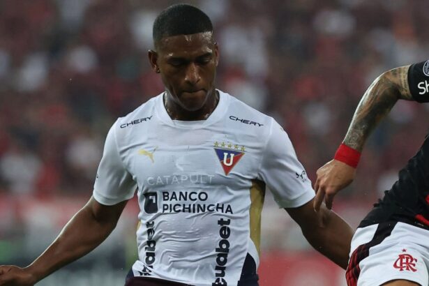 Carlos Gruezo dejo Liga de Quito y ya tiene nuevo El volante Carlos Gruezo termina su vínculo con Liga de Quito y ya tiene un nuevo destino profesional asegurado para la temporada 2026.