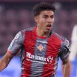 El sorpresivo club que se quedara con Jeremy Sarmi 1 Descubre qué equipo europeo mantendrá en sus filas al extremo tricolor Jeremy Sarmiento para la temporada 2026 y los detalles de su contrato.