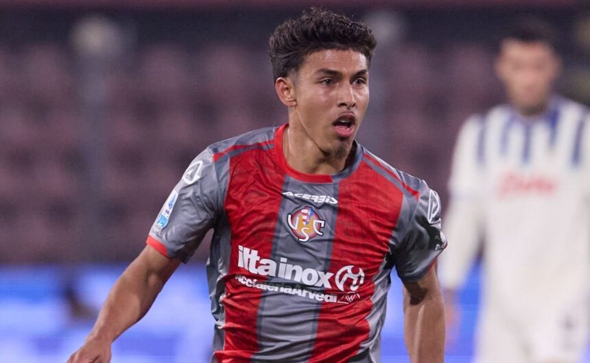 El sorpresivo club que se quedara con Jeremy Sarmi Conoce los detalles sobre el destino de Jeremy Sarmiento para la temporada 2026 y el equipo que mantiene los derechos del talentoso volante ecuatoriano.