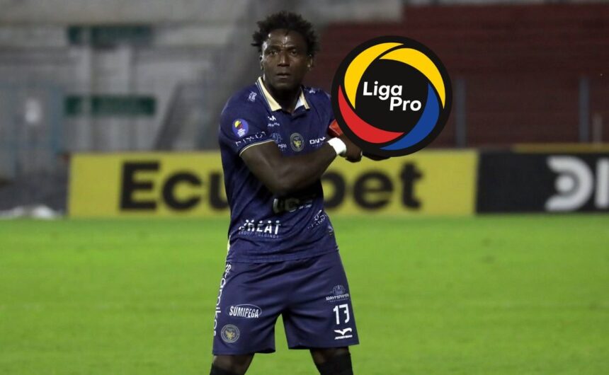 En plena Navidad La Tuka Ordonez recibio esta ofe El experimentado delantero ecuatoriano Roberto 'La Tuka' Ordóñez recibió una propuesta formal para reforzar a un club de la LigaPro en la temporada 2024.