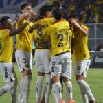 Jugador de Barcelona fue ratificado por Rescalvo p 2 Pese a ser ratificado, un titular de Barcelona SC gestiona su salida como agente libre ante los problemas institucionales que atraviesa el equipo guayaquileño.