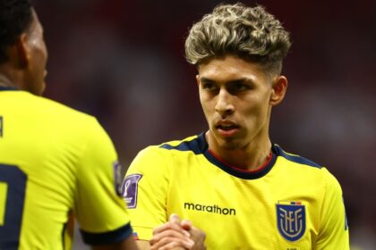 La decision de Beccacece luego de la queja del pad Sebastián Beccacece fija su postura en la Selección de Ecuador tras las declaraciones del padre de Jeremy Sarmiento sobre la falta de minutos del extremo.