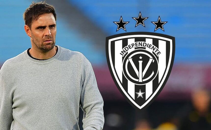 Los primeros refuerzos de Joaquin Papa para Indepe 2 El estratega Joaquín Papa inicia el fortalecimiento de la plantilla de Independiente del Valle con la mira puesta en los torneos nacionales e internacionales.