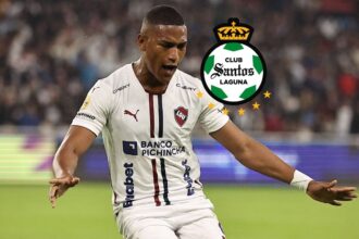 Mientras en Liga de Quito ganaba 300 mil al ano e 1 El volante ecuatoriano Carlos Gruezo llega a la Liga MX con un contrato que supera ampliamente sus ingresos previos en Liga de Quito.