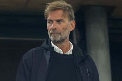 Red Bull sigue dando malas noticias a los hinchas 1 Red Bull ratifica que Jürgen Klopp no tiene planes de abandonar su nuevo proyecto, alejando al estratega alemán del banquillo del Real Madrid.