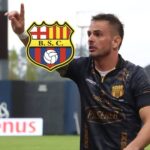 Revelan el futuro de Octavio Rivero en Barcelona S El Ídolo del Astillero despeja las dudas sobre la continuidad del delantero Octavio Rivero. Conoce la decisión final de la directiva de Barcelona SC.