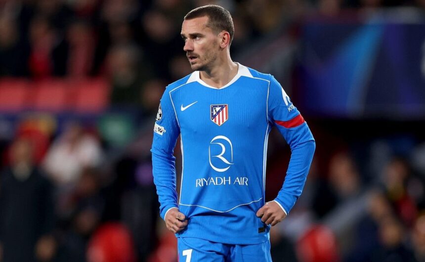 Antoine Griezmann metio presion para que el Atleti El referente francés Antoine Griezmann solicita a la directiva colchonera nuevas incorporaciones para fortalecer la plantilla de Diego Simeone.