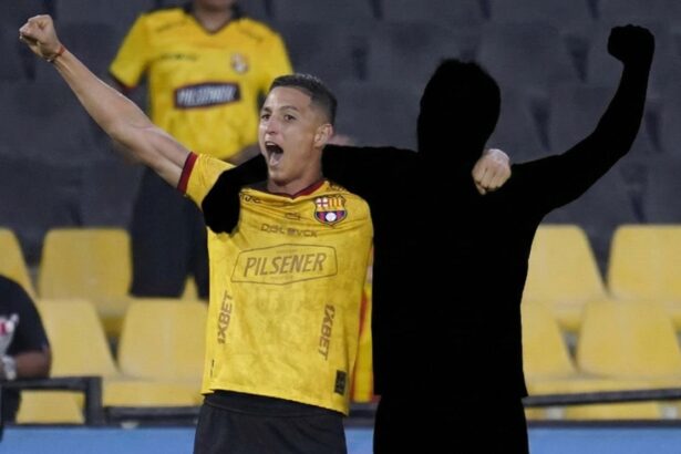 Barcelona SC tiene nuevo delantero para la tempora Barcelona SC ya visualiza su plantilla del futuro y tendría definido al delantero que se sumará al equipo para la temporada 2026.