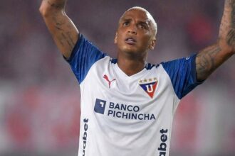 Bombazo en Ecuador Deyverson es nuevo jugador de El delantero brasileño Deyverson aceptó la propuesta de Liga de Quito y se convertirá en el nuevo referente ofensivo del Rey de Copas para la temporada.