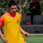 Cesar Farias y su primer once titular con Barcelon El técnico venezolano César Farías ya tiene lista su primera alineación para comandar al Ídolo del Astillero en su debut oficial con el club.