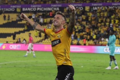 Damian Diaz sorprende con viral golpe a Barcelona La salida del histórico Damián Díaz de Barcelona SC sigue generando polémica tras conocerse detalles que han impactado profundamente a la afición canaria.