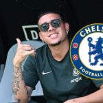 El Chelsea lo saca de Francia y Kendry Paez tiene El Chelsea FC toma decisiones clave sobre el futuro de Kendry Páez, alejándolo de Francia para priorizar su desarrollo antes de su llegada a la Premier League.