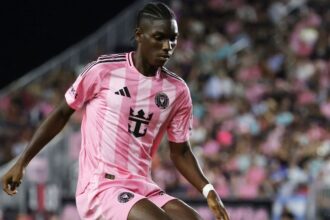 El insolito nuevo equipo que quiere fichar a Allen El futuro de Allen Obando toma un giro sorpresivo tras su vinculación con la MLS. Conoce el nuevo club que busca quedarse con el delantero ecuatoriano.