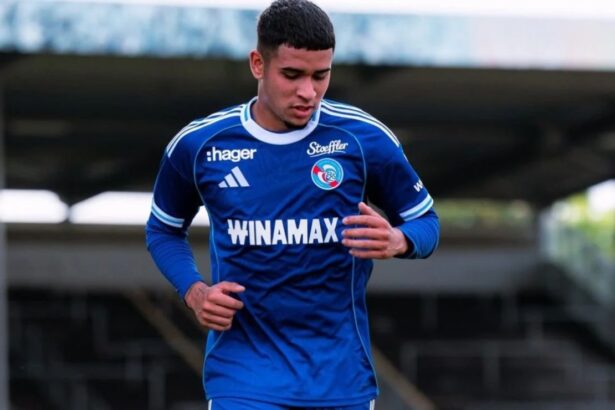 El unico equipo que quiere fichar a Kendry Paez tr Un gigante de Argentina surge como opción para Kendry Páez tras las recientes polémicas que rodean al talentoso jugador de Independiente del Valle.