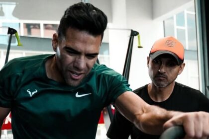 Entrenador de Falcao lanza una advertencia que sac El preparador físico César Murillo reveló detalles sobre la impresionante condición atlética del 'Tigre' Radamel Falcao García a sus 38 años.