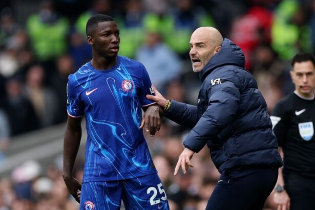 Enzo Maresca se fue del Chelsea y ahora un gigante Tras la sorpresiva salida de Enzo Maresca, el futuro de Moisés Caicedo en el Chelsea entra en duda ante el interés de un gigante europeo por el volante.