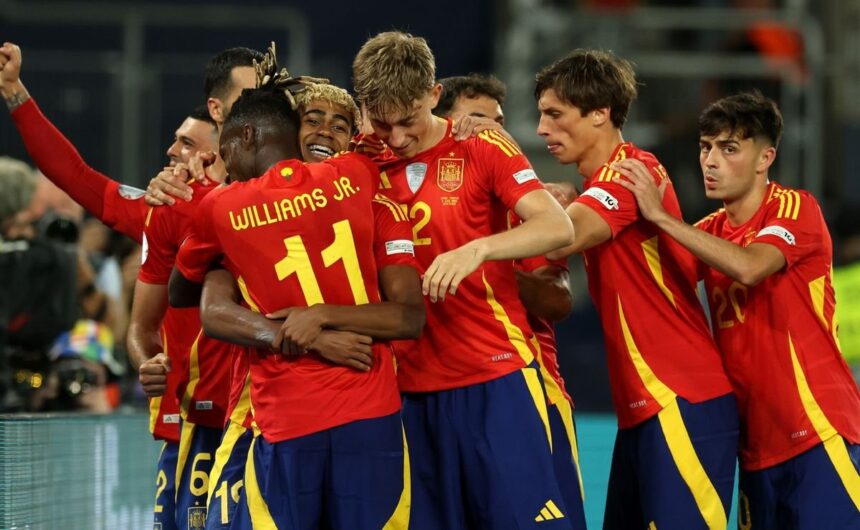 Figura de Espana se lesiono y puede perderse la Fi La Selección de España enciende las alarmas tras la lesión de una de sus estrellas, quien peligra para el esperado duelo contra la Argentina de Messi.