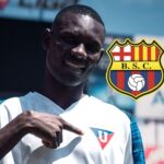 Janner Corozo recien llego a Liga de Quito y ya pa El extremo Janner Corozo genera controversia en redes sociales tras su llegada a Liga de Quito por una supuesta indirecta hacia su exequipo, Barcelona SC.