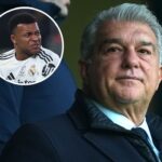 Joan Laporta le apunta a Kylian Mbappe por su reac 1 El presidente del FC Barcelona, Joan Laporta, criticó duramente la falta de deportividad de Kylian Mbappé y el Real Madrid al no realizar el pasillo de honor.