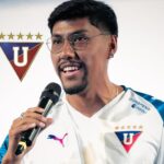 Liga de Quito tiene que pagar 500 mil dolares o no La directiva de Liga de Quito corre contra el reloj para cancelar una deuda de 500 mil dólares y así poder habilitar a sus nuevos refuerzos para la temporada.