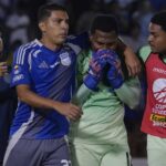 Los hinchas de Emelec reciben la mejor noticia de El Club Sport Emelec ratifica la continuidad de sus figuras Pedro Ortiz y Luis Fernando León para la temporada 2026, blindando su columna vertebral.