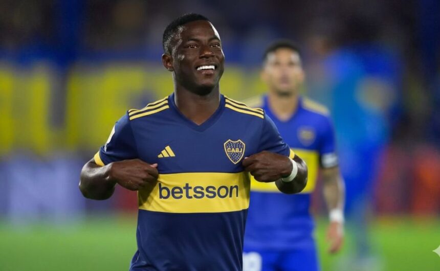 Marino Hinestroza se va a Boca Juniors y revelan e Descubra los detalles del fichaje de Marino Hinestroza por Boca Juniors y las impresionantes cifras que percibirá el extremo colombiano en Argentina.