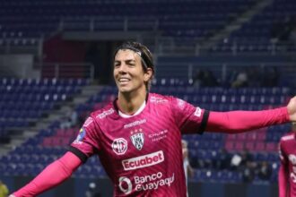 Michael Hoyos se fue de Independiente del Valle y El atacante Michael Hoyos cierra su ciclo con Independiente del Valle. El jugador ya tiene equipo confirmado para la próxima temporada en la LigaPro.