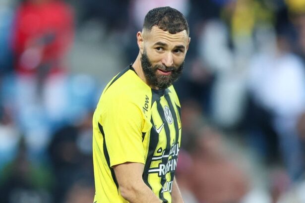 Mientras Cristiano Ronaldo gana 200 millones de eu Karim Benzema negocia su continuidad en el fútbol saudí con una propuesta económica que busca blindar su permanencia frente al interés internacional.