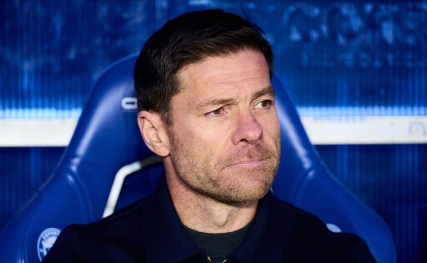 No es Liverpool la inesperada oferta que ya tendr Tras dejar el Real Madrid, el técnico español Xabi Alonso habría recibido una sorpresiva propuesta para continuar su carrera profesional en Europa.
