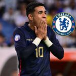 No juega estos 6 meses Chelsea analiza una radica El Chelsea de Inglaterra estudia una medida drástica respecto a la actividad de Kendry Páez para los próximos seis meses antes de su llegada a Europa.