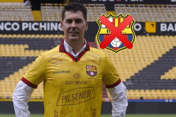 Por despedir a Ismael Rescalvo Barcelona SC perdi Un fichaje clave para el Barcelona SC se habría caído debido a la desvinculación del estratega Ismael Rescalvo de su cargo técnico.