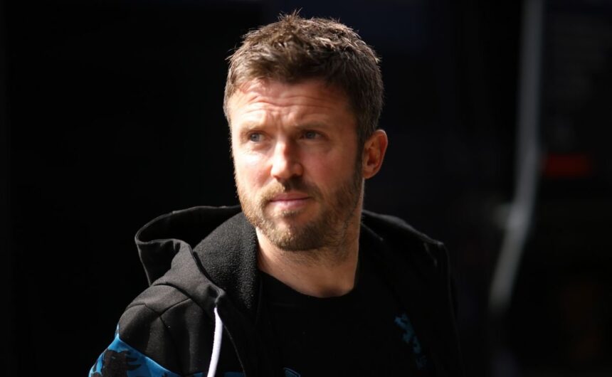 Quien es Michael Carrick el nuevo entrenador de M Conoce la trayectoria de Michael Carrick, quien asume el mando técnico del Manchester United tras una destacada carrera como jugador y asistente en el club.