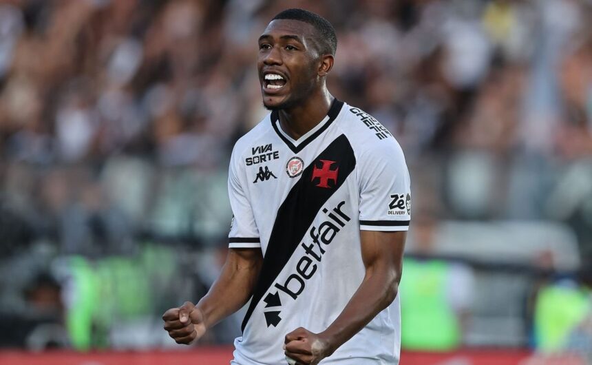 Rayan Vitor Simplicio Rocha la nueva joya de Bras AC Milan y Manchester United entran en la puja por Rayan Vitor Simplício Rocha, el delantero sensación del Vasco Da Gama que brilla en el fútbol brasileño.