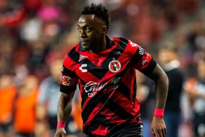 Renato Ibarra dejo Independiente del Valle y ya ha El extremo tricolor Renato Ibarra termina su etapa en Independiente del Valle y ya suena para reforzar nuevos equipos en la temporada 2026.